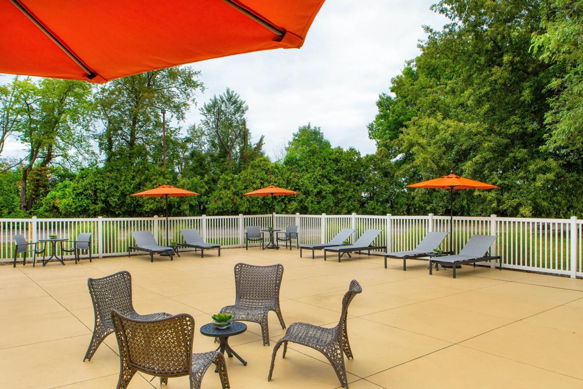 Four Points by Sheraton Kalamazoo Bagian luar foto